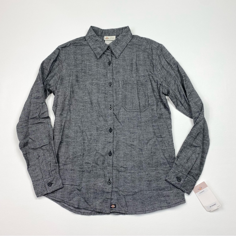 NEW! Women’s Dickies L/S Button Down Shirt Size Small W/Tags *SALESMAN SAMPLE*